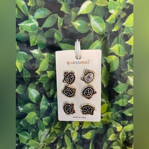 ‼️SOLD‼️Kitty Earrings Black  & Gold